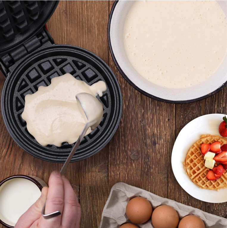 🧇 Mini Aparat de Vafe – Dulce sau Sărat? Tu Alegi!