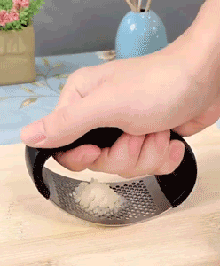 Presa pentru Legume (1+1 GRATIS)